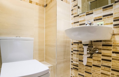 Pimlico Hotel | The Park Hotel
