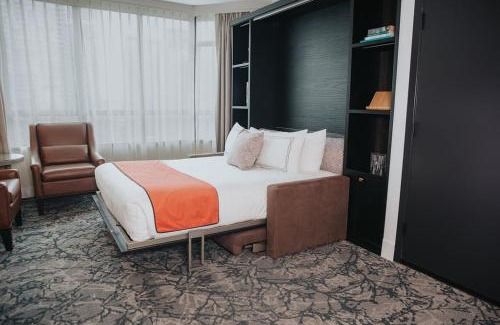 Downtown Vancouver Hotel | The Parker Hotel and Rooftop