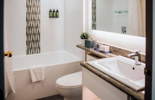 Downtown Vancouver Hotel | The Parker Hotel and Rooftop