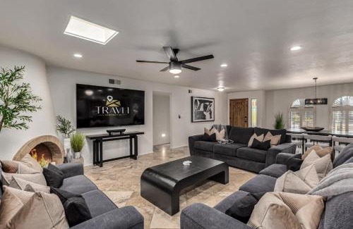 Cactus Glen House | The Parkwood Retreat