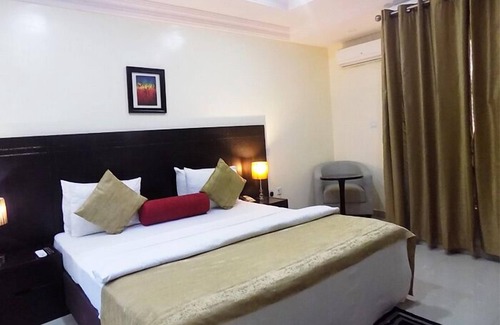 Ofin Hotel | The Patron Hotel Suites Lekki