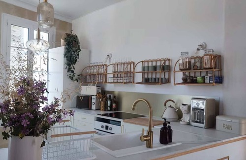 Fronsac House | The pavilion