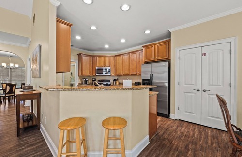 Tyrone House | THE PEACHTREE ABODE
