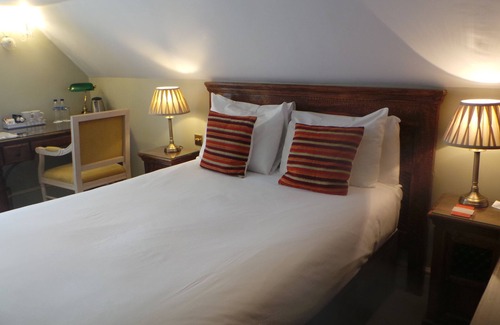 Kenilworth Hotel | The Peacock Hotel