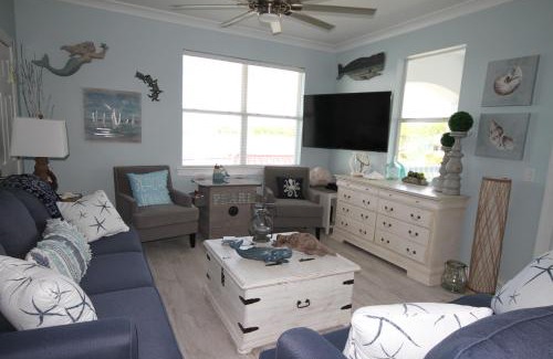 Dune Allen Beach House | THE PEARL at the Emerald Coast House