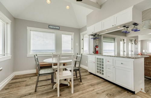 Spanish Grant House | The Pearl - beachfront villa with wraparound deck, hot tub, & Gulf views