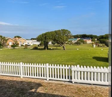 Pearly Beach House | The Pearl