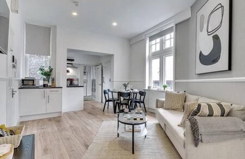 Abingdon Apartment | The Pembroke in Greater London