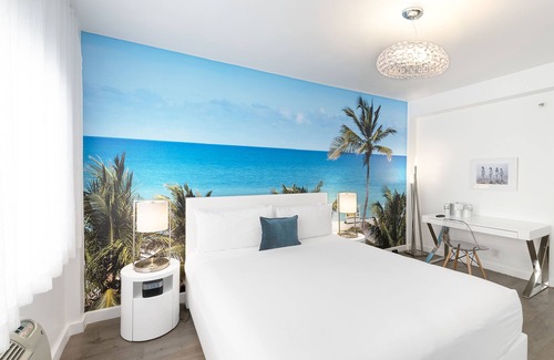 South Beach Hotel | The Penguin Hotel
