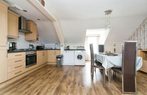 Trearddur Bay Apartment | The Penthouse at Beach Court