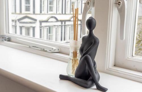 Maryport Apartment | The Penthouse - Crosby St 2 Bed