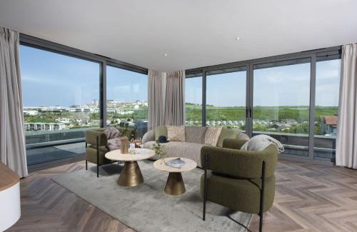 Porth House | The Penthouse, Oasis Sands