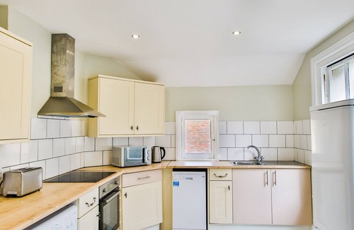 Hastings Apartment | The Penthouse of Palace Court