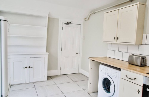 Hastings Apartment | The Penthouse of Palace Court