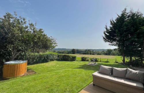 Bridgend Ski Chalet | The Perch