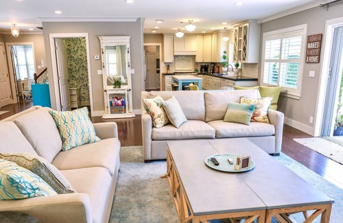 Peninsula House | The Perfect Beach House!