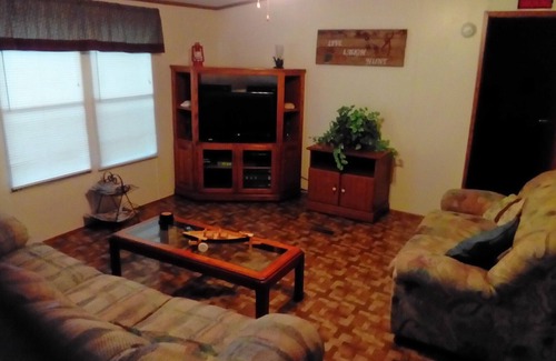 Samburg House | The Perfect Getaway On Beautiful Reelfoot Lake