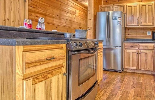 Cookeville Cabin | The perfect hideaway just outside of Algood and minutes to Cookeville!