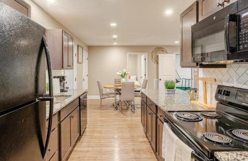 Knoxville House | The Perfect Knox 3BR Family Getaway