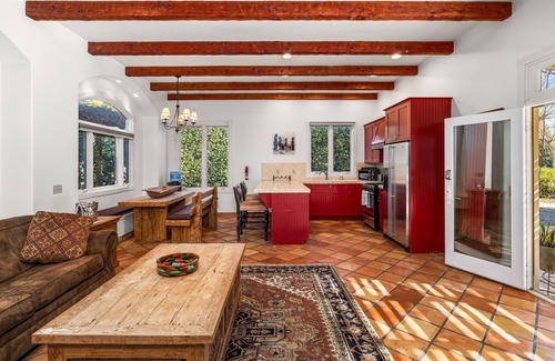 Los Olivos House | The perfect Los Olivos Guest House