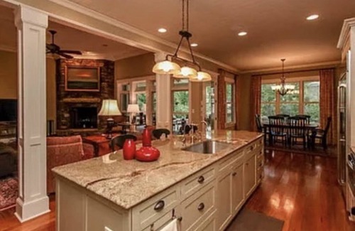 Evans House | The perfect Master’s week oasis across from Savannah River!