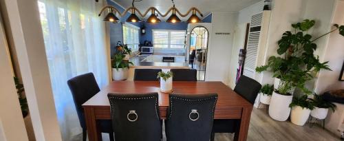 Springfield House | The Perfect Place for Groups or Large Family