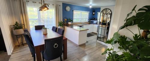 Springfield House | The Perfect Place for Groups or Large Family