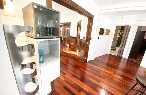 Parkside Apartment | The perfect refinement of vintage seduction. May-June-July special!
