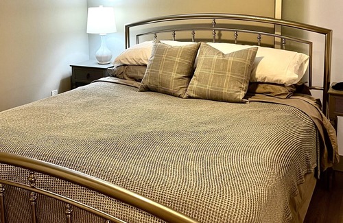 King of Prussia Apartment | The Perfect Studio