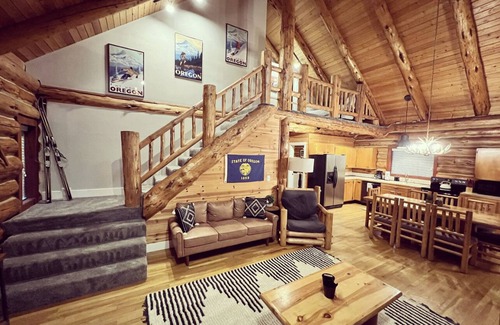 Mount Hood Village Cabin | The Perfect Mountain Getaway - Cabin Near Mt. Hood