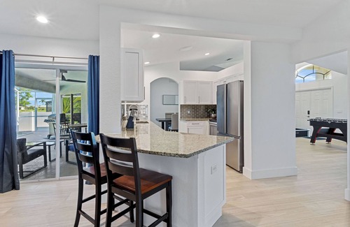 Mariner House | The Perfect Waterfront Vacation House - Relax or Play