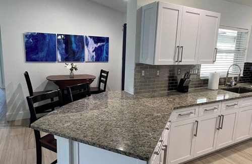Mariner House | The Perfect Waterfront Vacation House - Relax or Play
