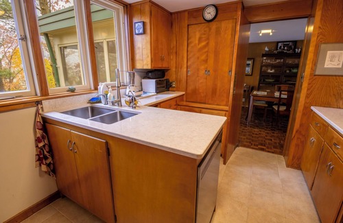 Dune Acres House | The perfect wooded retreat for artists, writers, readers, and beach lovers.