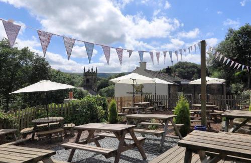 Holmfirth Bed & Breakfast | The Pickled Pheasant