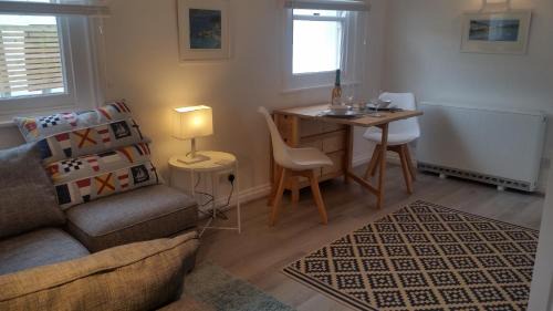 Fowey Apartment | The Picture House Stylish Apartment in Fowey