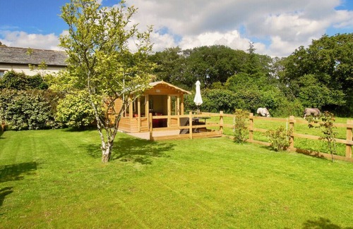 High Street Cottage | The Piggery - Lanjeth