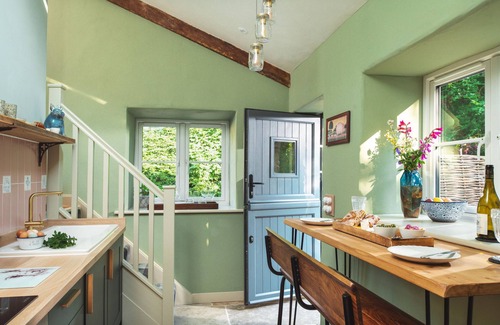 Saint Columb Major Cottage | The Pigsty & Spa Garden at Tregoose Old Mill