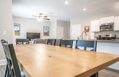 Southern Pines House | The Pine Villa at Ducks Landing
