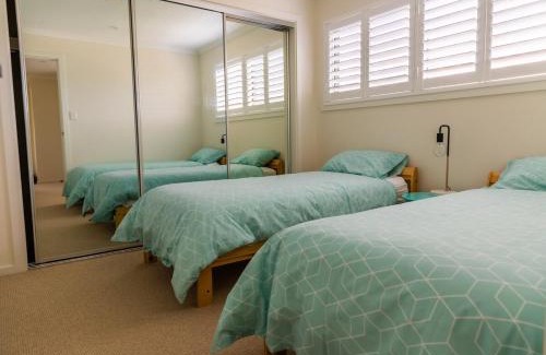 Ettalong Beach House | The Pines