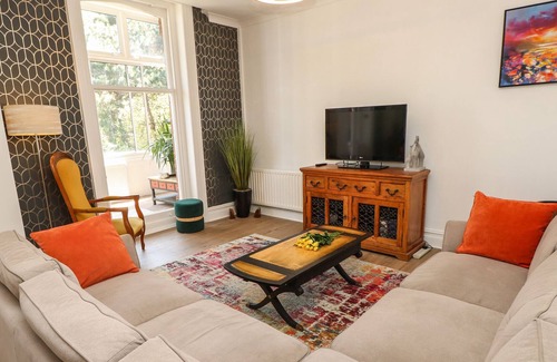 West Cliff Cottage | THE PINES, pet friendly, country holiday cottage in Bournemouth