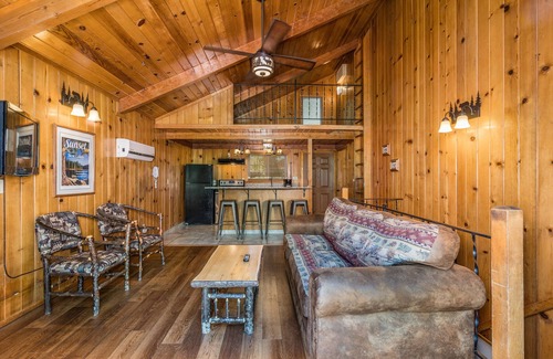 Bass Lake Resort | The Pines Resort