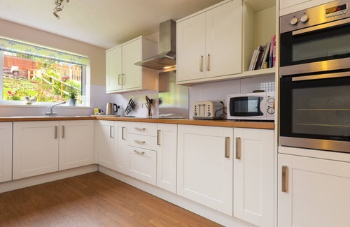Galmpton House | The Pink Beach Bungalow