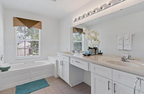 Windsor Hills House | The Pink House at Windsor Hills