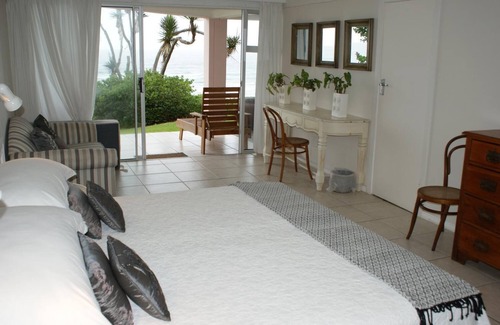 Wilderness Beach House | The Pink Lodge on the Beach