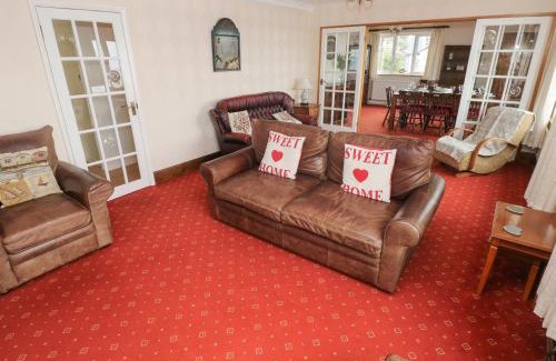 Amroth Apartment | The Pirate
