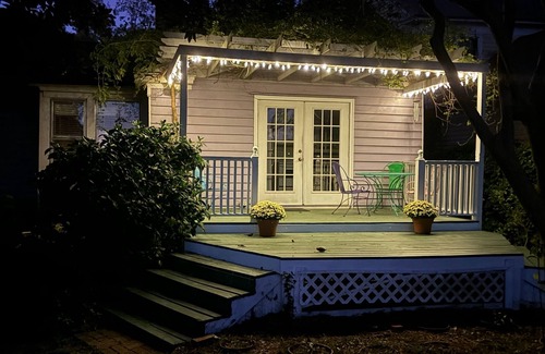 Washington House | The Pirate House: A charming 3-bedroom cottage in historic Little Washington