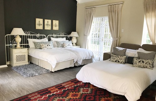 Port Elizabeth House | The Plantation