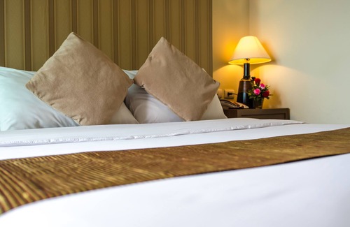 Suan Luang Hotel | The Platinum Suite