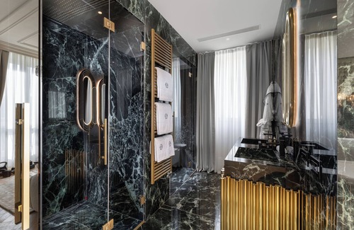 Porta Nuova Hotel | The Plein Hotel - Small Luxury Hotels of the World