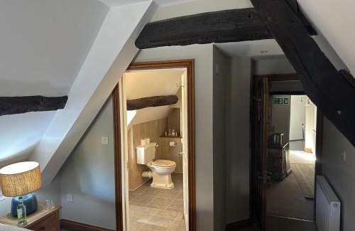 Cold Aston Bed & Breakfast | The Plough B&B